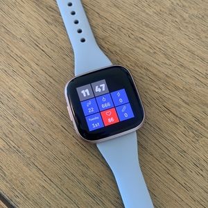 Fitbit Versa 2